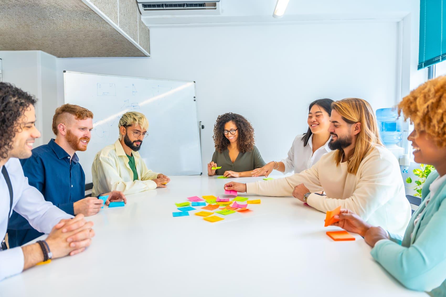 Más allá de las aulas: Creando experiencias educativas inmersivas.